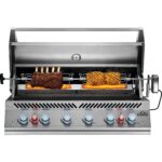 Low Res_JPG-BIG44RB-Grillhead-Str-Open-KnobsLit-BurnerOn-Rotisserie-WithFood