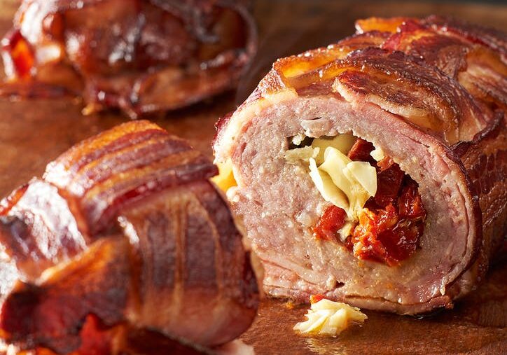 ROULEAUX DE SAUCISSE AU BACON