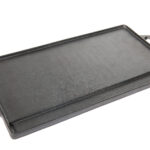 BF-Accessories_BAC382_Reversible griddle_3_Flat Side_Traeger
