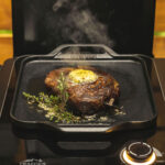 BAC620 Traeger Induction Cast Iron Skillet_004_WEB