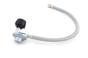 Boyau et régulateur métallique