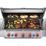 Low Res_JPG-Prestige-P665VRSIBPSS_Non Connected-Detail-TopDown-Grids-TwoRibeye-Veggies